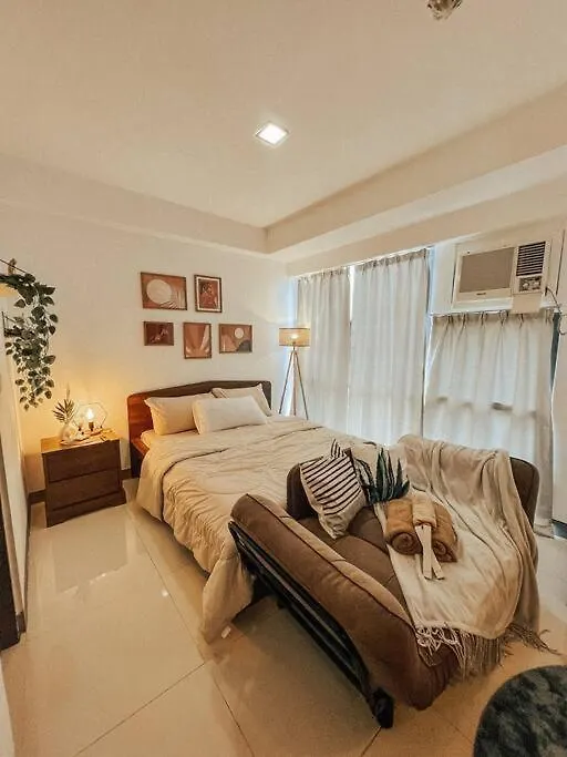 Chic And Cozy Studio Viceroy Residences Taguig Manila Filippinerne
